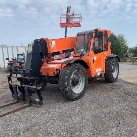 Used 2019 MANITOU MLT840 Telehandler / Zoom Boom for sale in Langley British Columbia
